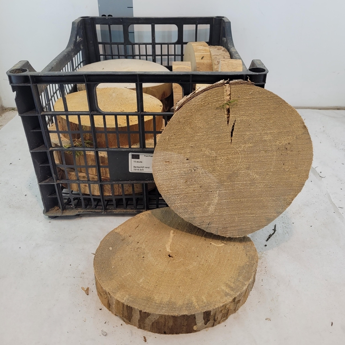 <h4>HUIS EN TUINDECO OV</h4>