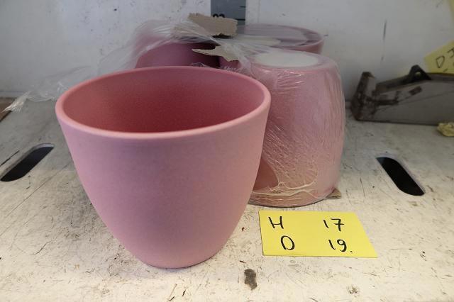 <h4>HUIS EN TUINDECO H%</h4>