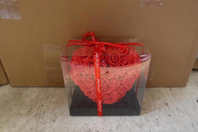 <h4>HUIS EN TUINDECO H%</h4>