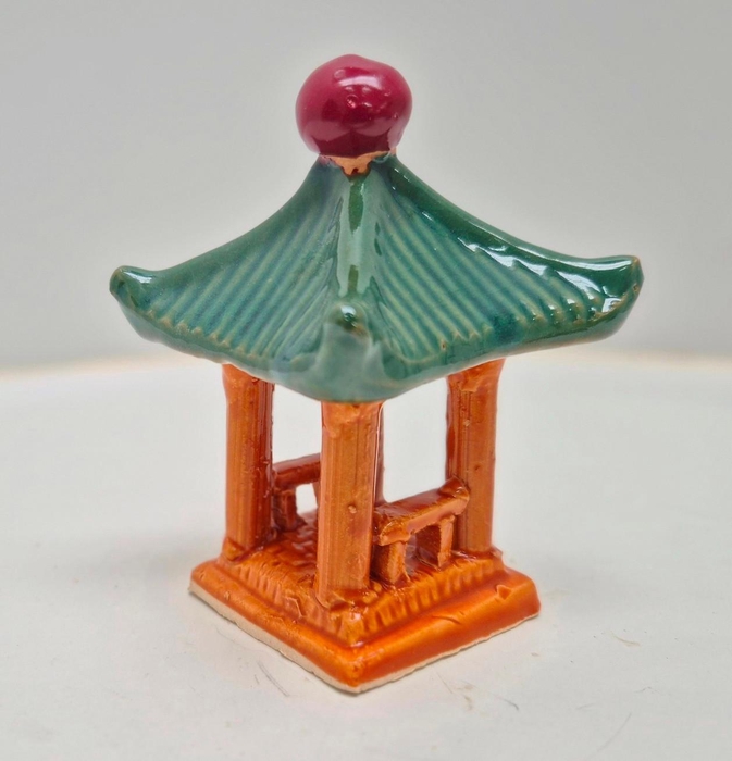 <h4>Pavilion ( glazed, ), height 12 cm, box 8 pcs.</h4>