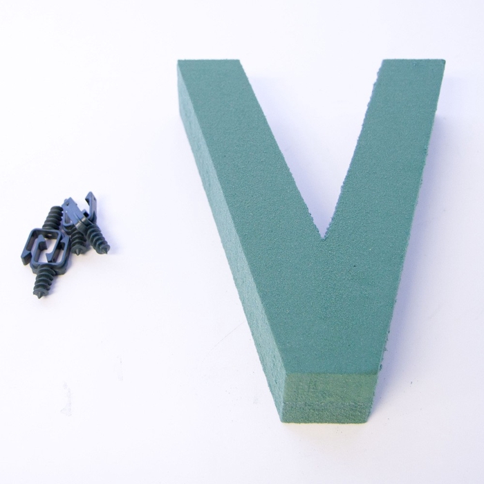 Letter V 31cm