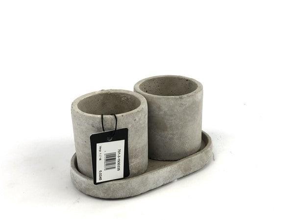 <h4>PLANT. CEMENT 17*9*8</h4>