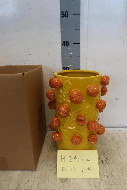 <h4>HUIS EN TUINDECO H%</h4>