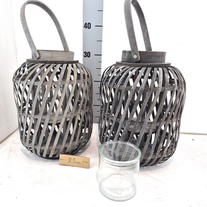 <h4>HUIS EN TUINDECO H%</h4>