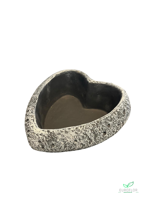 CEMENT HEART 20cm