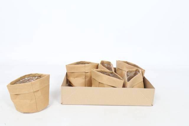 <h4>HUIS EN TUINDECO H%</h4>