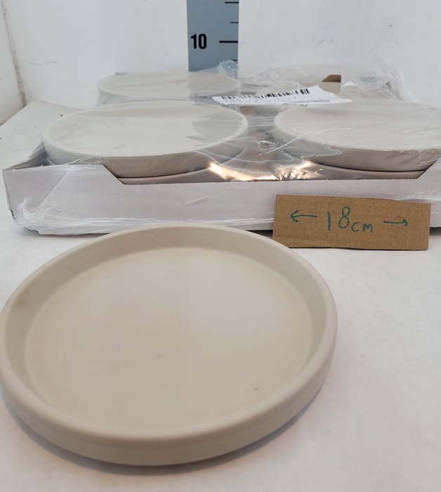 <h4>HUIS EN TUINDECO OV</h4>