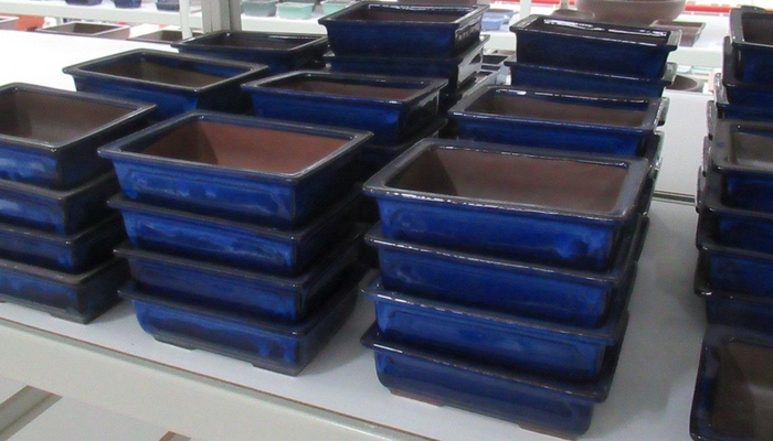 <h4>pot rectangle glazed blue (19x14x5,5)</h4>