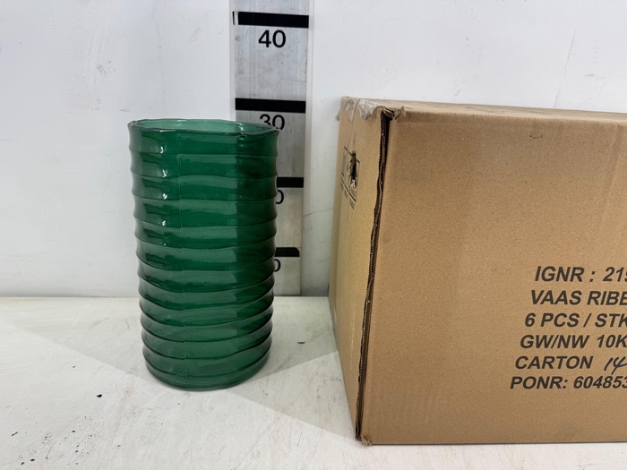 <h4>HUIS EN TUINDECO H%</h4>