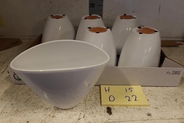 <h4>HUIS EN TUINDECO H%</h4>