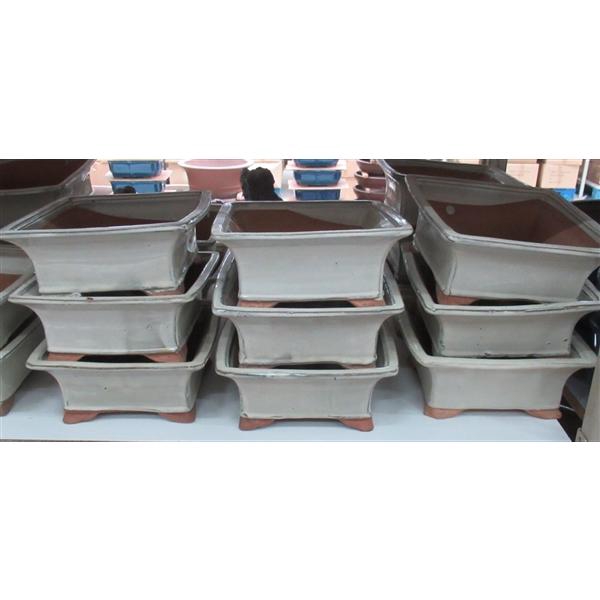 <h4>Bonsai pot square, white (23,5x23,5x10)</h4>