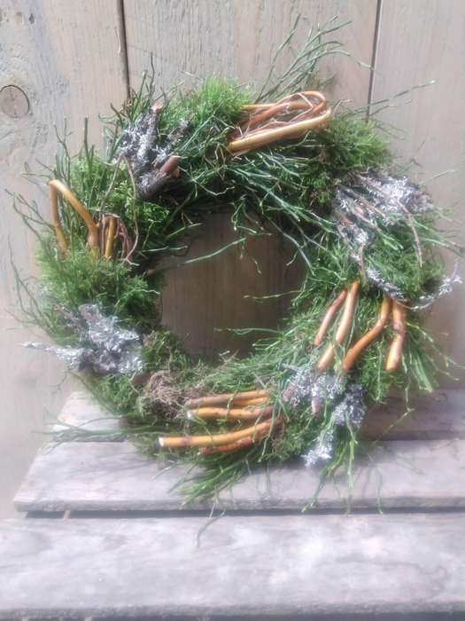 <h4>KRANZ 12 HEIDELBEER WEIDE 25CM</h4>