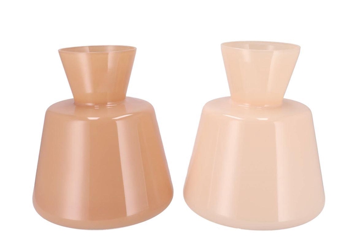 <h4>Beau Sand Cone Neck Vase Ass 30x30x32cm</h4>