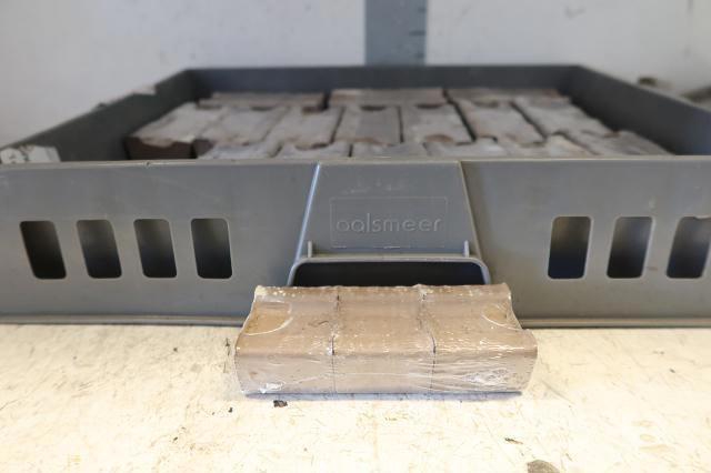 <h4>HUIS EN TUINDECO H%</h4>