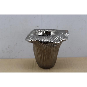 Vaas Brons 11x13,5 H%