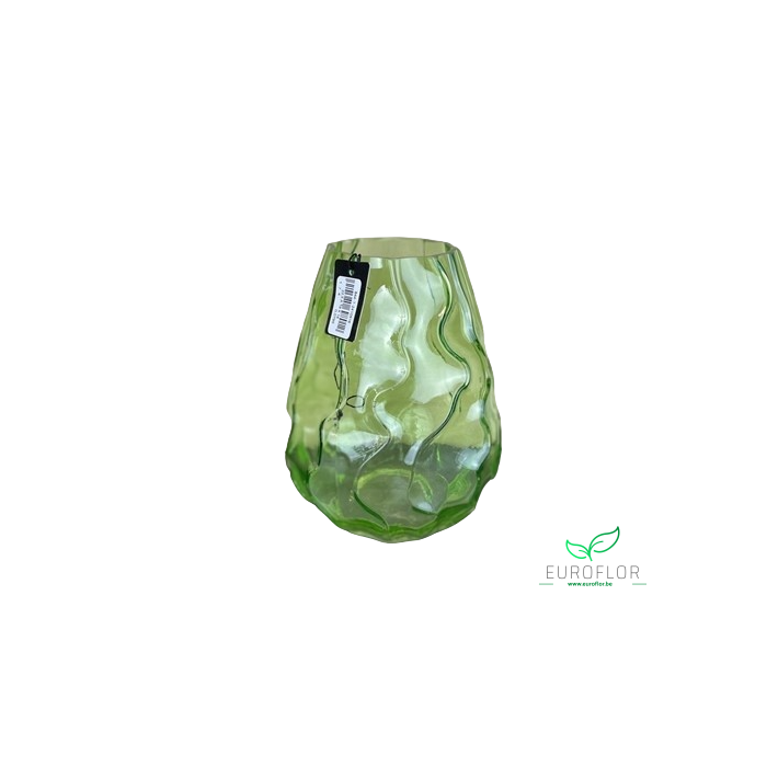 <h4>GLASS VASE GREEN 22,5*18*H18</h4>