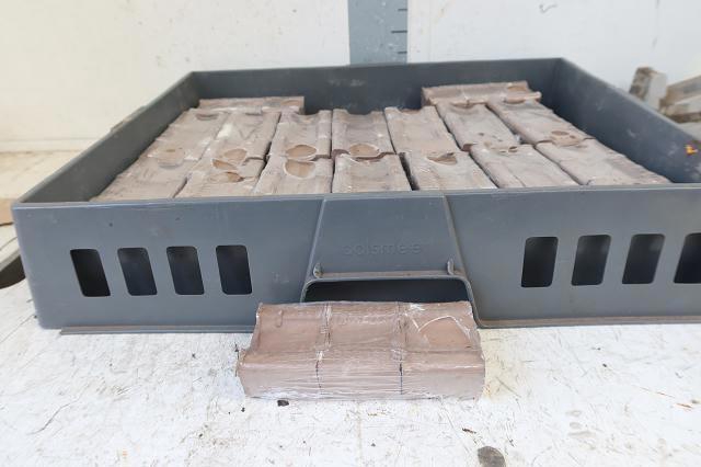 <h4>HUIS EN TUINDECO H%</h4>