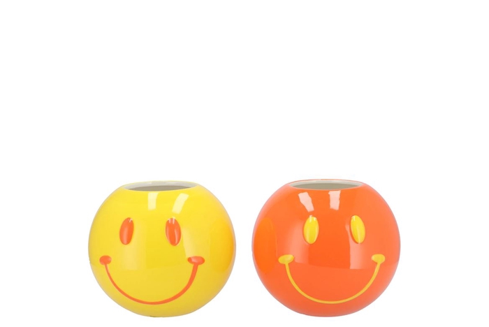 <h4>Smiley Dutch Orange Mix Vase Ass 11x11x9cm</h4>