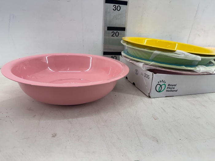 <h4>HUIS EN TUINDECO H%</h4>