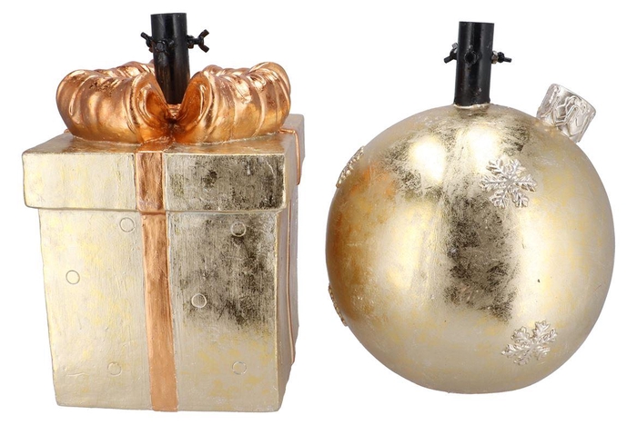 <h4>Glam Majestic Gold Tree Standard Present Ass 29x28x42cm</h4>