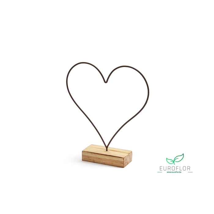 <h4>METAL HEART ON WOODEN BASE 26CM RUSTY</h4>