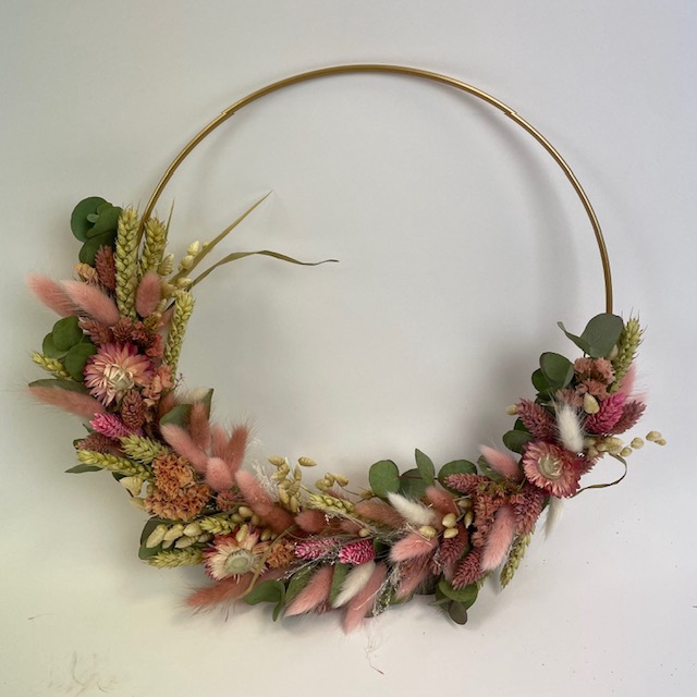 Ring 30cm roze droog