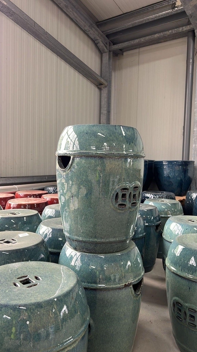 <h4>Glazed garden stool - green</h4>