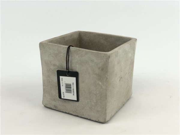 <h4>PLANT. CEMENT 12*12*12</h4>