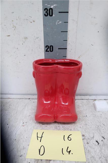 <h4>HUIS EN TUINDECO H%</h4>