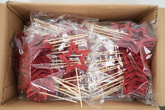 <h4>Pick star open d.9cm+12cm stick red glitter</h4>