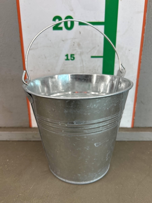 <h4>ZINK EMMER+HANDLE H12XD13CM</h4>