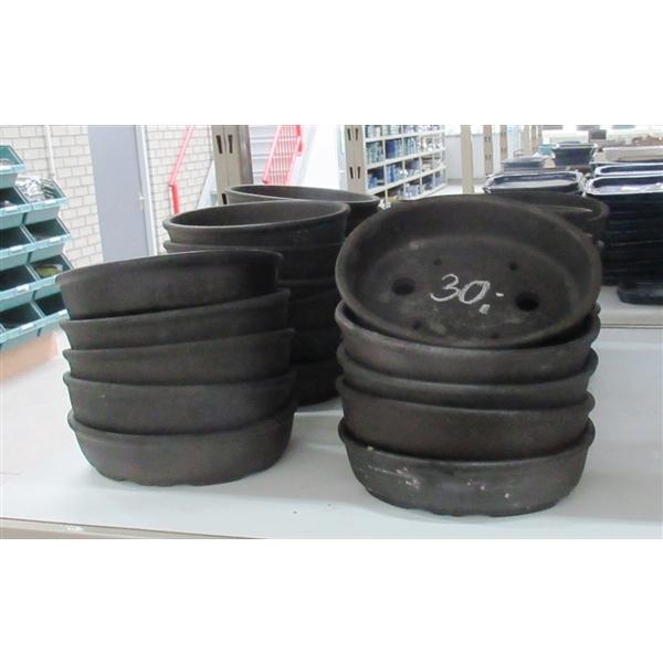 <h4>Bonsai pot oval, brown unglazed (18,5x14,5x5)</h4>