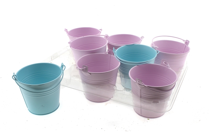 <h4>HUIS EN TUINDECO H%</h4>