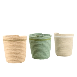 H0024: Hardwaress mand