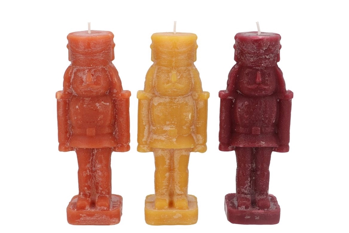 <h4>Frosty Nutcracker Autumn Spices Mix Candle 7x7x20cm</h4>