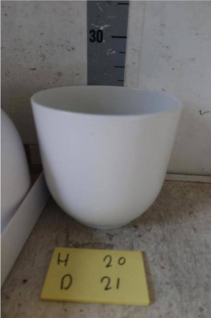 <h4>HUIS EN TUINDECO H%</h4>