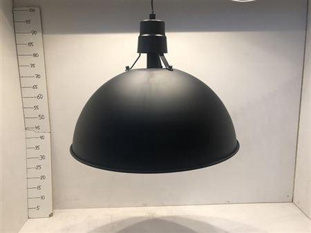 <h4>Old-fashioned Factory Lamp Mat Black</h4>