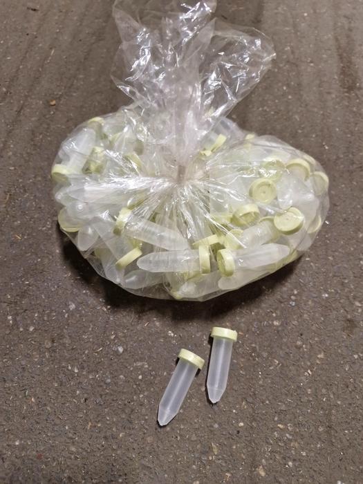 <h4>HUIS EN TUINDECO H%</h4>