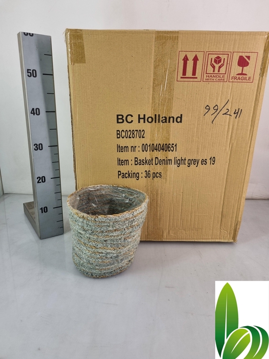 <h4>HUIS EN TUINDECO H%</h4>