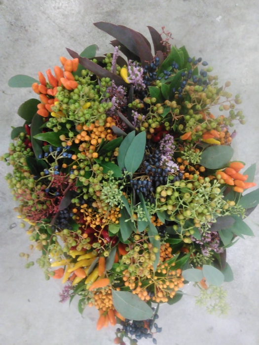 <h4>BUNCHED BERRIES MIXED SELECT</h4>