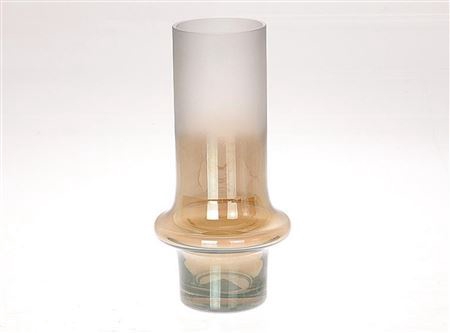 <h4>Vase Rim H26d14</h4>