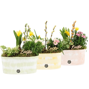 70898: Easter outdoor arrangement