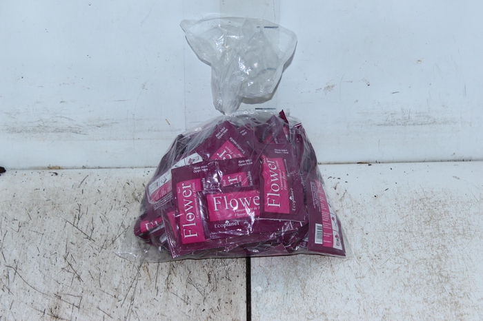 <h4>FLOWER SACHE 05 ML</h4>