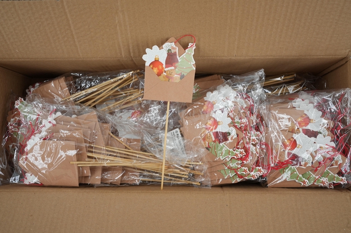 <h4>Pick Christmas Envelope 9,8x8cm+12cm stick 24pce/bag</h4>