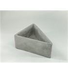 <h4>PLANT. CEMENT 27*20*7</h4>