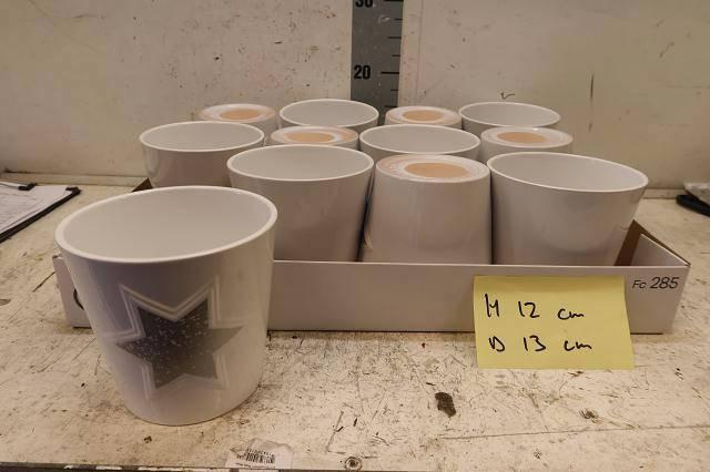 <h4>HUIS EN TUINDECO H%</h4>