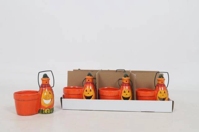<h4>HUIS EN TUINDECO H%</h4>