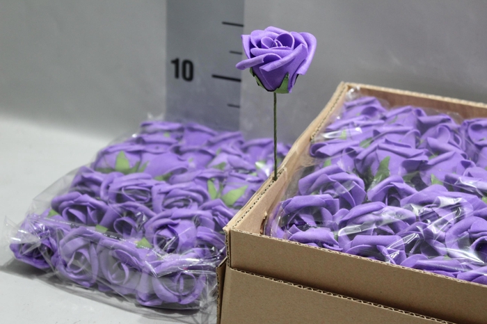 <h4>HUIS EN TUINDECO H%</h4>