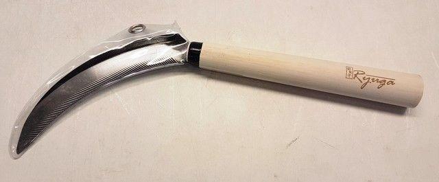 <h4>Ryuga saw / knife</h4>