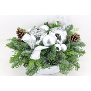 arr5 Kerst PL - Ker. schaal wit 2 bolwax zilver